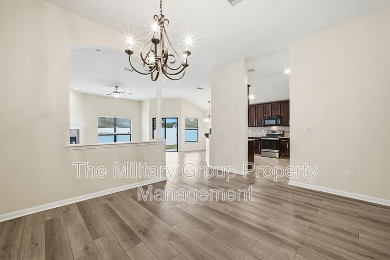 Orange Park House: 1059 Maple Lane