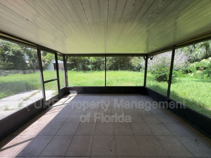 Summerfield House: 13606 SE 48th Court