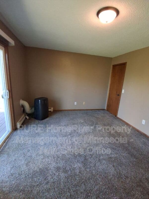 Rosemount Townhome: 3378 Upper 149th St W