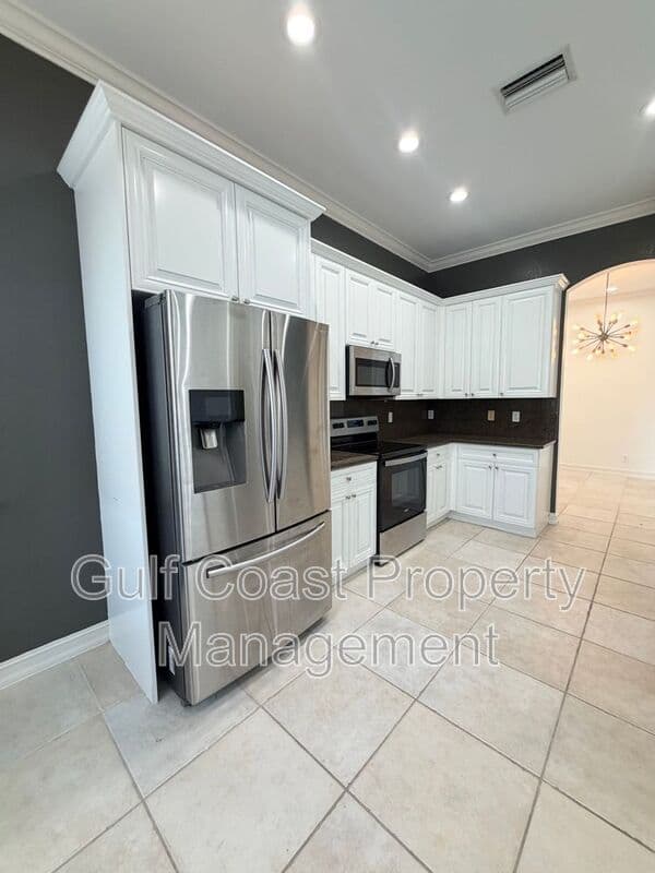 Fort Myers Condo: 7060 San Lorenzo Ct