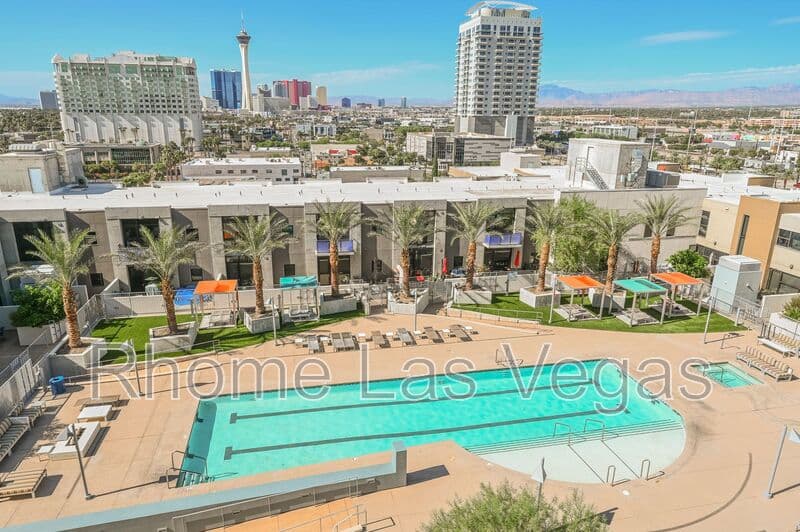 Las Vegas Condo: 353 E Bonneville Ave