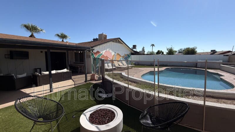 Phoenix House: 1715 W Marco Polo Rd