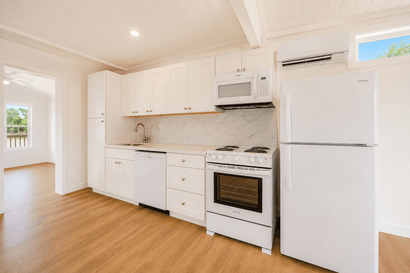 Clyde Condo: 204 Marlin St - 10