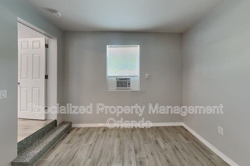 Orlando House: 561 Raleigh St