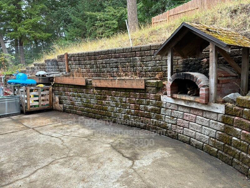 Corvallis Condo: 2349 NW Hummingbird Dr