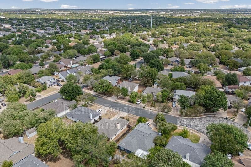 Leander House: 2502 Cynthia Court