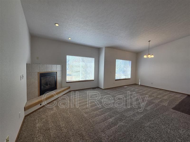 Airway Heights Condo: 825 S Russell st