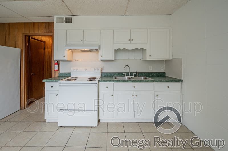Jasper Condo: 1610 6th Ave S
