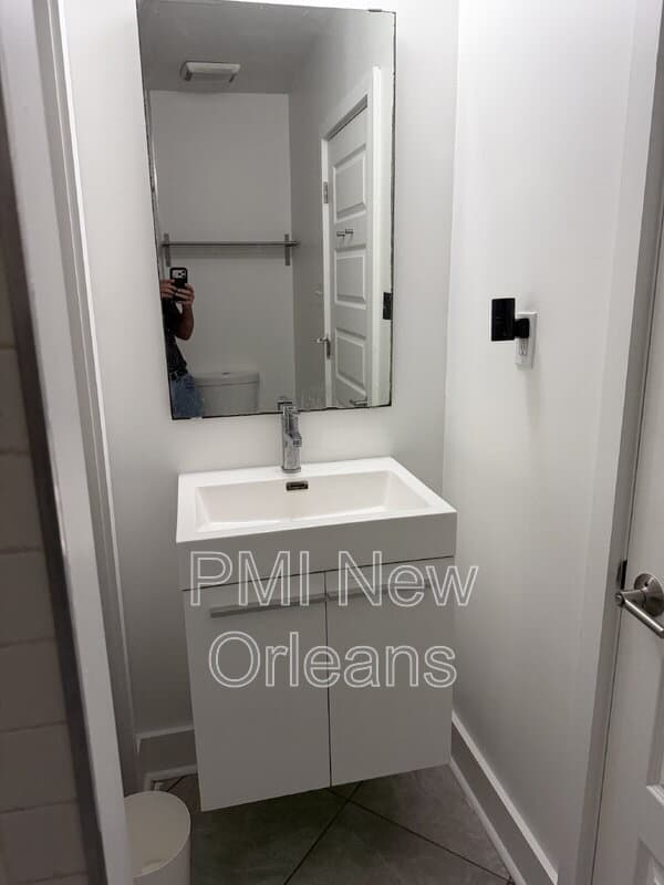 New Orleans Condo: 2213 Magnolia St