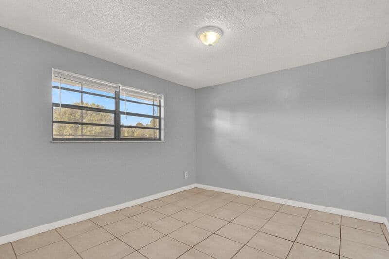 Fort Pierce House: 3104-3210 Louisiana Avenue