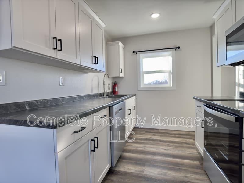 Clarks Grove Condo: 103 Main Street East