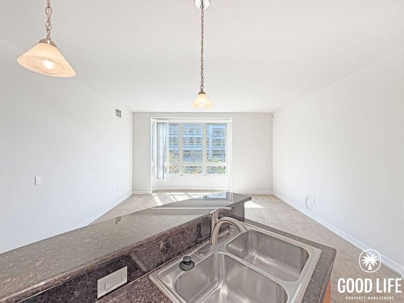 San Diego Condo: 1480 Broadway