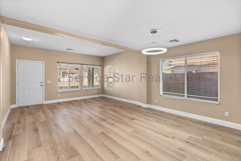 Goodyear House: 15257 W Monroe St