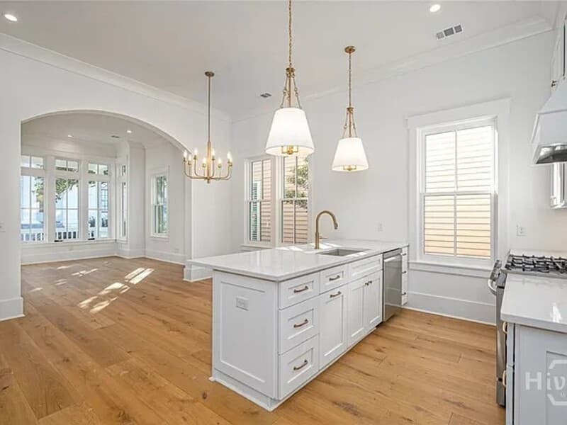 Savannah Condo: West 38th Street - 312