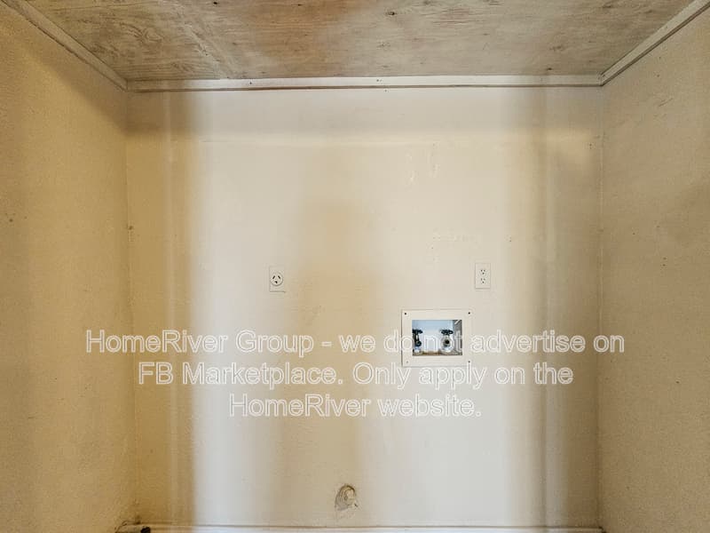 San Antonio House: 808 W Olmos Dr
