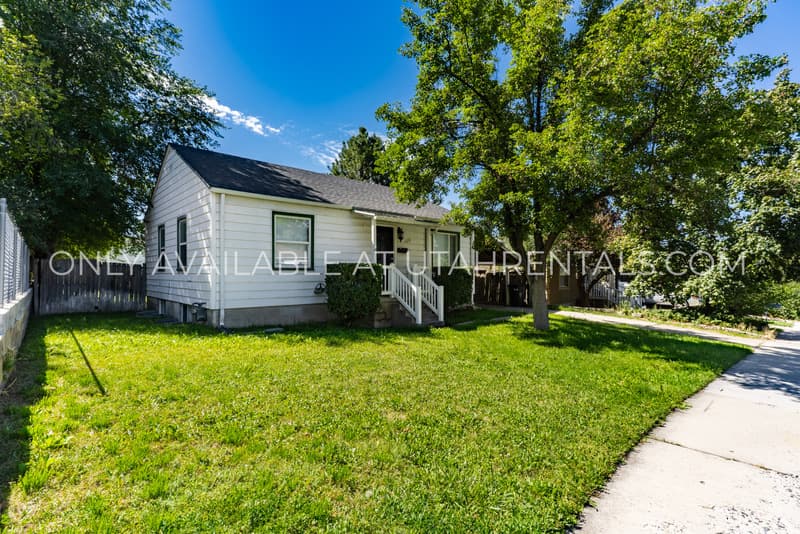 Provo House: 1278 E 520 S