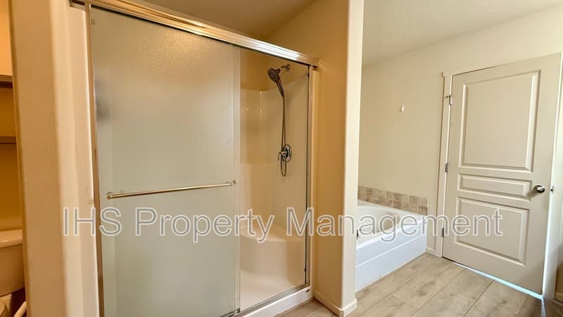 Pasco House: 5709 Sidon Ln.,