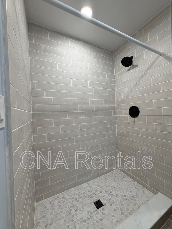 Smyrna House: 2047 Benson Ave SE