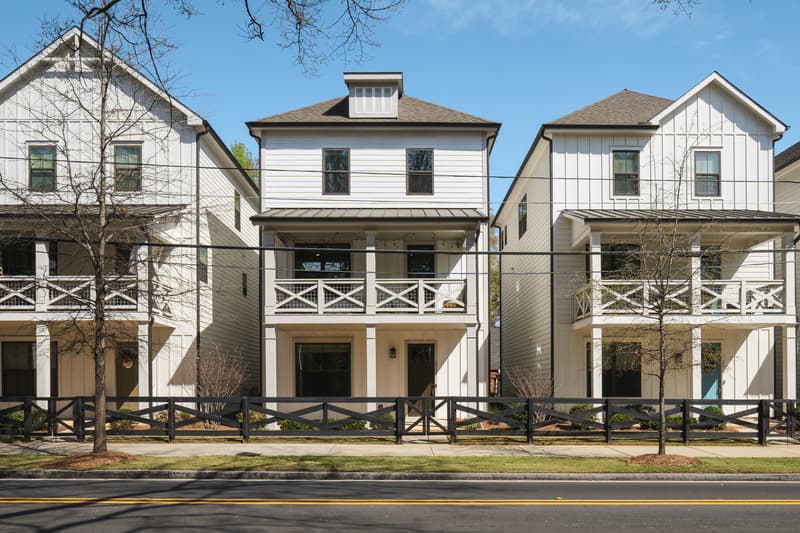 Atlanta House: 2369 Rover Court