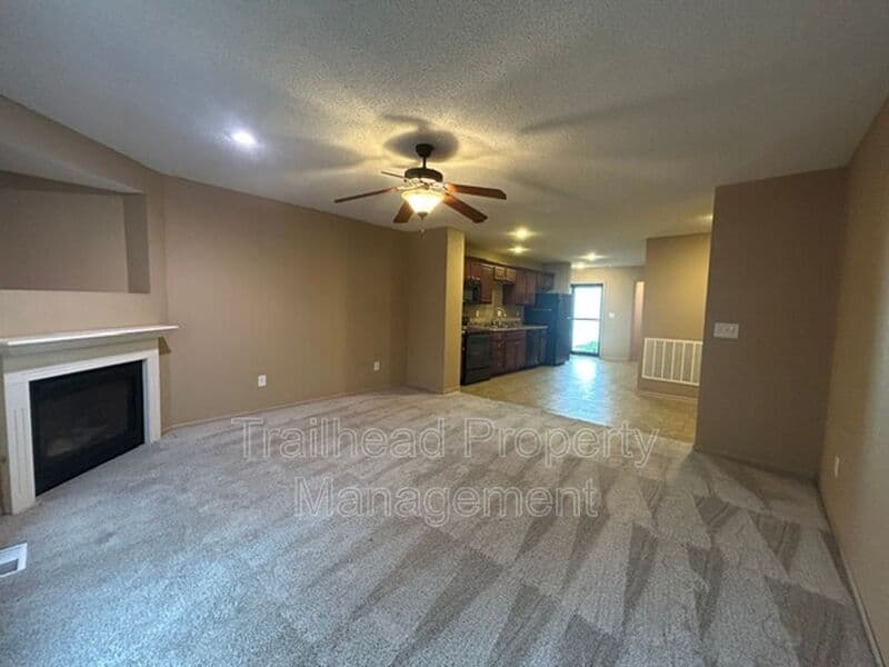 Platte City Townhome: 15437 NW 123th St