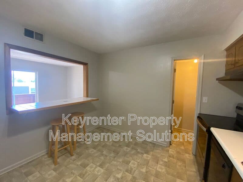 Staunton Condo: 2337 Morris Mill Rd
