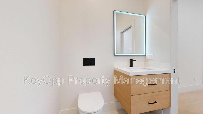 San Francisco Condo: 489 Guerrero Street