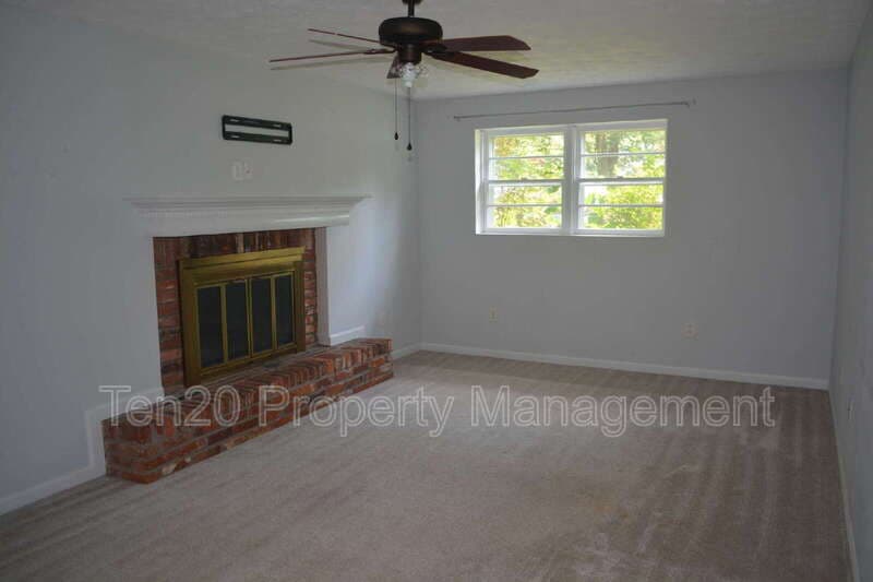 Columbus House: 1815 Marilon Dr