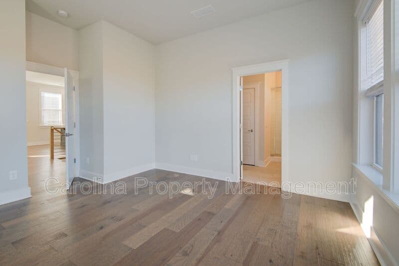 Charlotte House: 5939 Ardrey Kell Rd