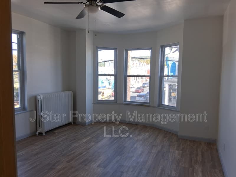 Reading Condo: 1568 North 10th Street - 3
