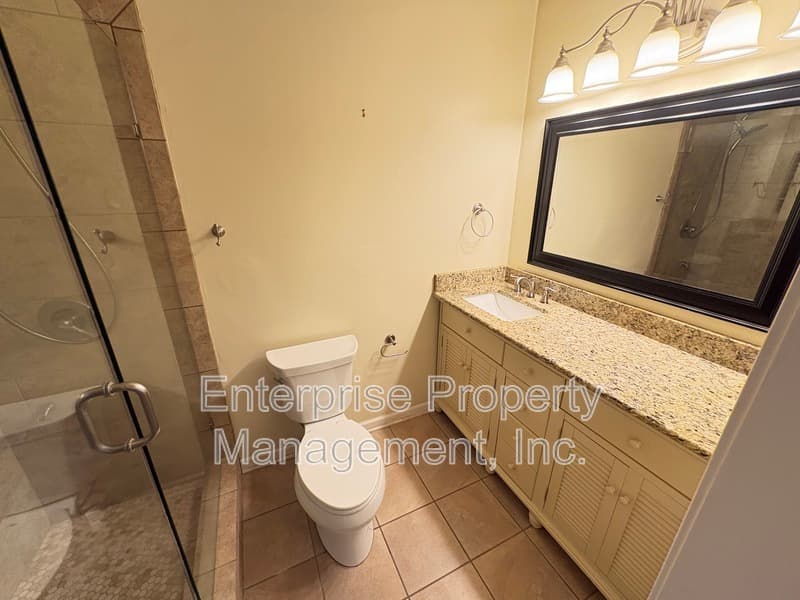 Collierville House: 1116 Simmonsridge Drive