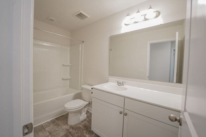 Pooler House: 166 Benelli Drive