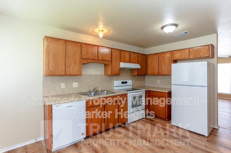 Killeen Townhome: 4005 B Madison