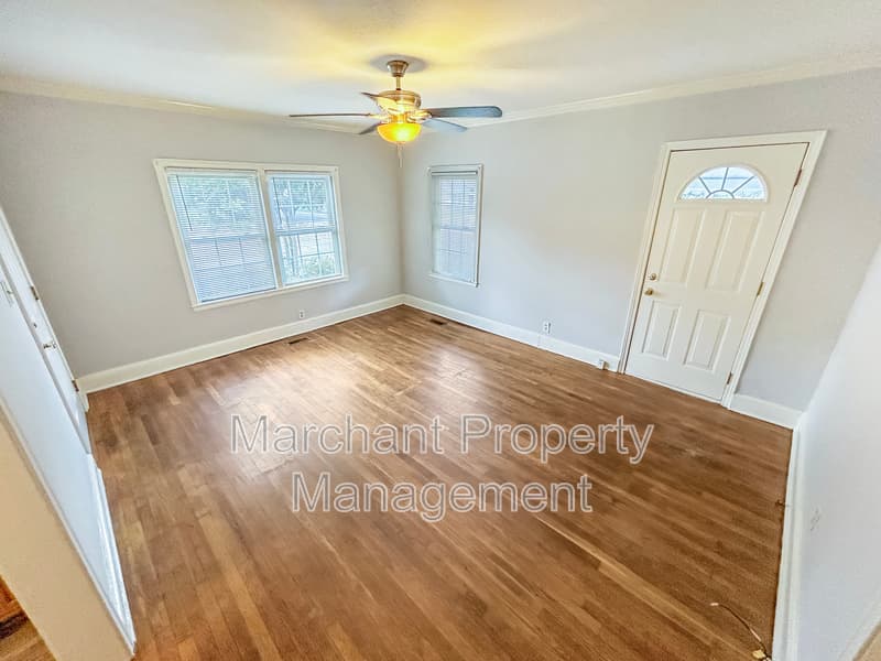 Spartanburg Condo: 667 Ravenel Street