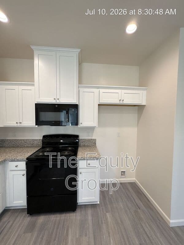 Visalia House: 723 S Pinkham -#101