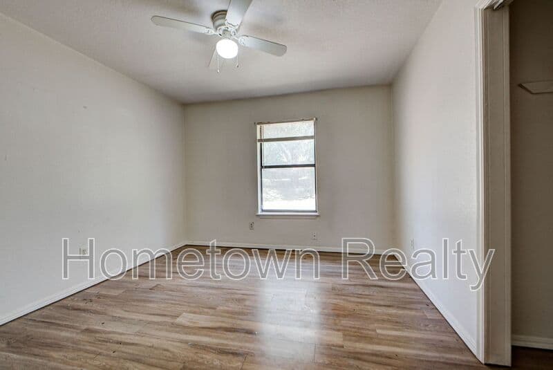 Oklahoma City House: 1109 NE 5th Terrace