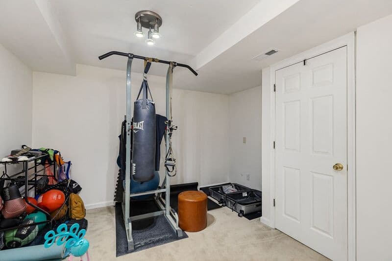 Fredericksburg House: 11814 Gardenia Dr
