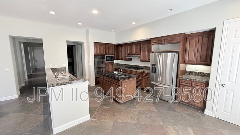 Reno House: 3000 Granite Pointe Dr
