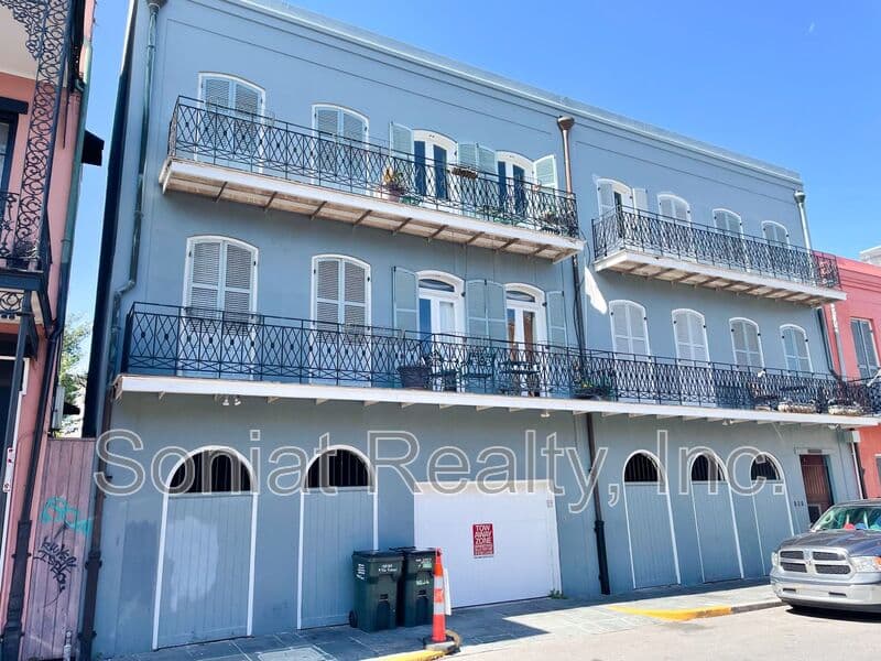 New Orleans Condo: 936 Conti Street