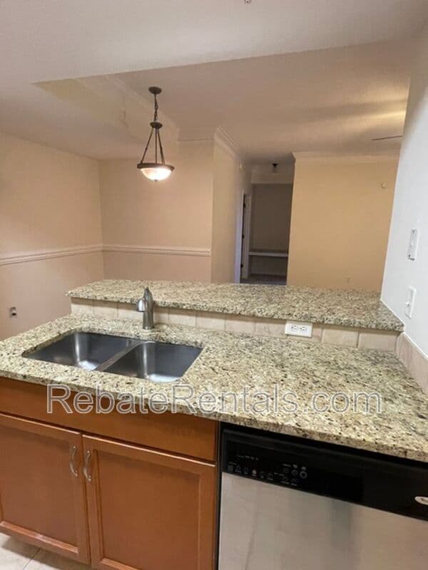 Jacksonville Condo: 10435 Midtown Parkway
