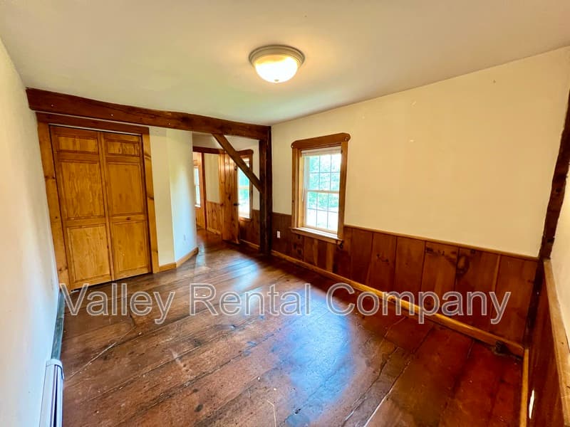 Hadley Condo: 94 Bay Road - 2