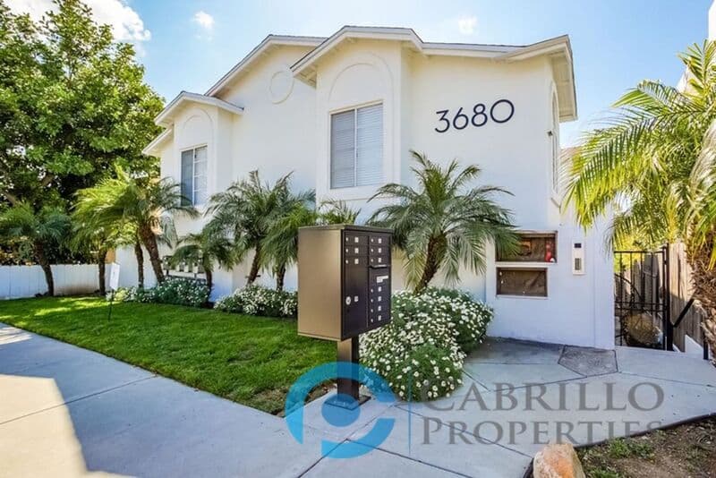 San Diego Townhome: 3680 Alabama Street
