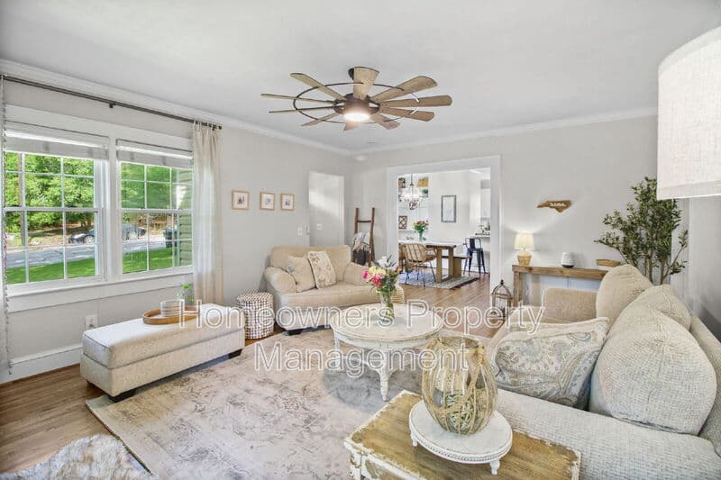 Fayetteville House: 816 Winston Avenue