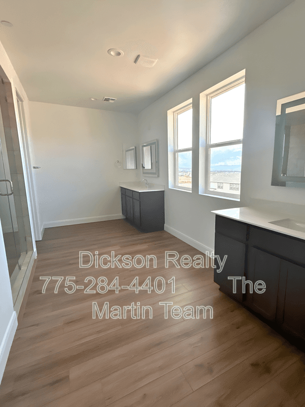 Sparks House: 11639 Vinegar Peak Drive