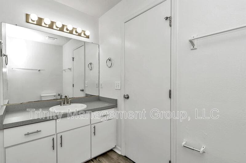 Ocala House: 2405 Southeast 46th Court