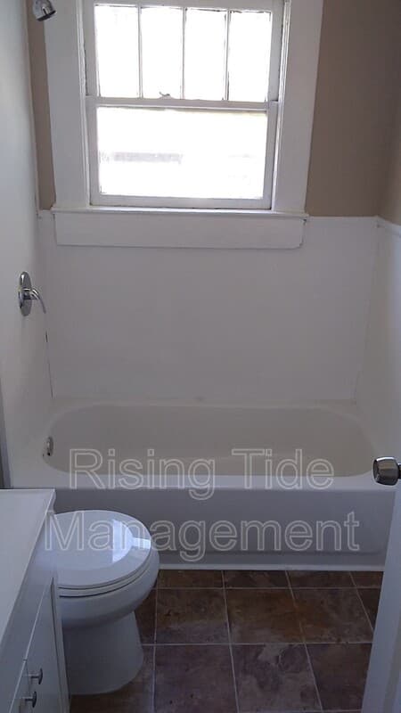 Birmingham House: 4017 39th Ave N