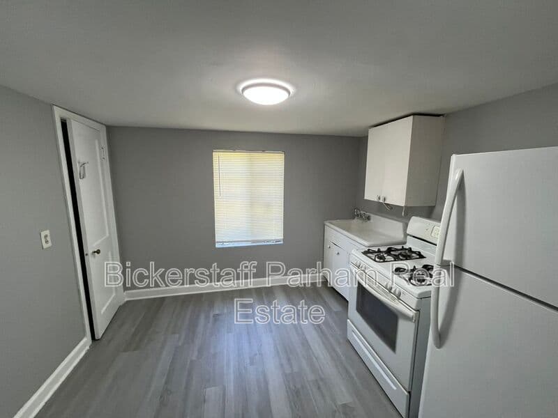 Columbus Condo: 2931 Howard Avenue