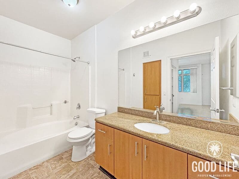 San Diego Condo: 1400 Broadway