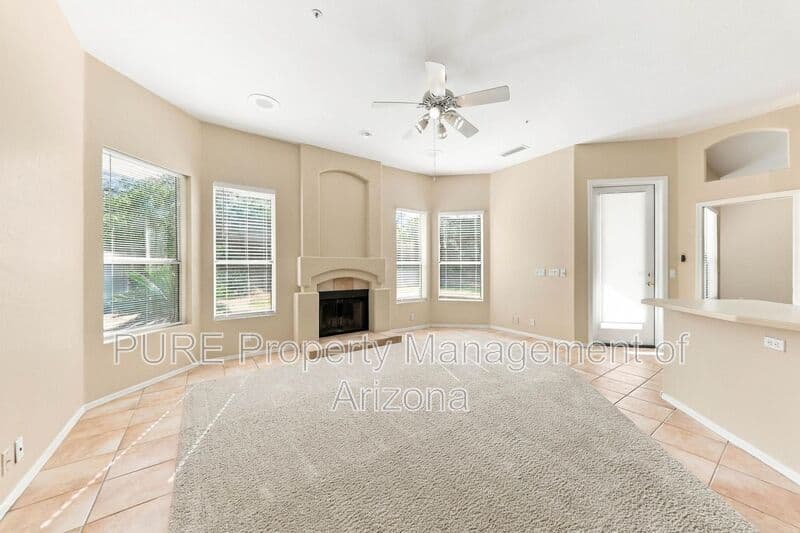 Phoenix House: 1619 E Kathleen Rd