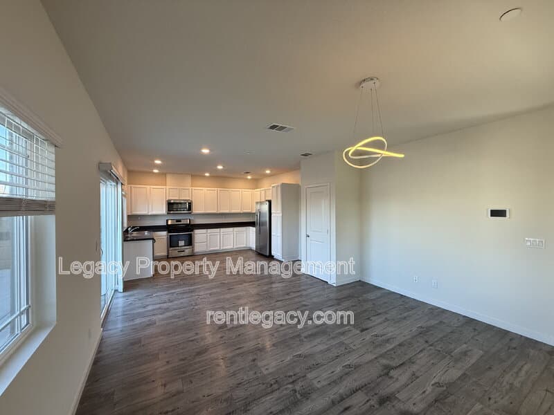 Sacramento House: 4364 White Ash Ln