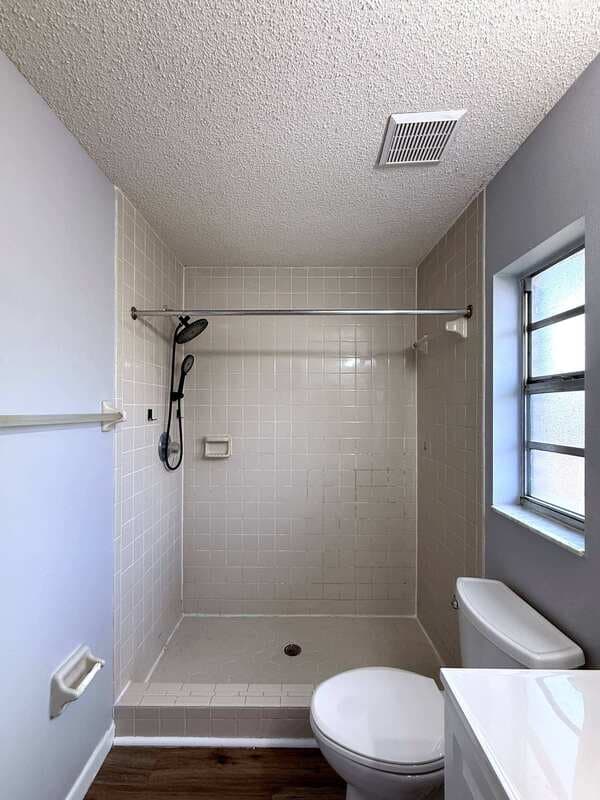 Brandon Condo: 3202 Bloomingdale Villas Court -3202